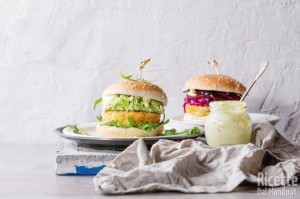 Ricetta Hamburger vegetariani: 5 ricette irresistibili