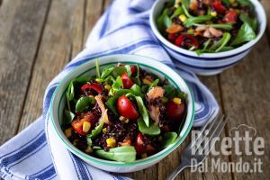 Ricetta Insalata di riso venere e salmone, ricetta estive e leggera