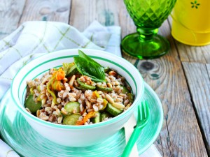 Ricetta Insalata di farro con zucchine e fiori