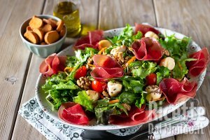 Ricetta Insalata di misticanza mista. La ricetta di un piatto freddo estivo!