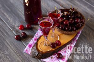 Ricetta Liquore di ciliegie