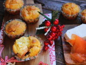 Ricetta Muffin con salmone e feta