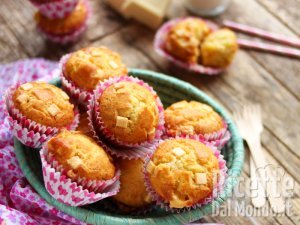 Ricetta Muffin al cioccolato bianco, dolcetti semplici e veloci