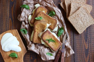 Mozzarella in carrozza al forno