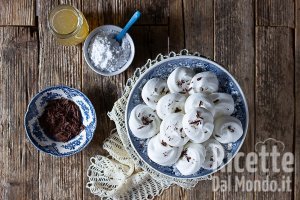 Ricetta Meringhe vegane. La ricetta per farle con acquafaba (senza albumi!)