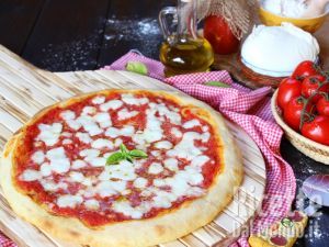 Pizza margherita