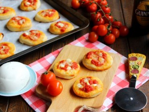 Ricetta Pizzette al pomodoro