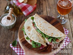 Ricetta Piadina romagnola, la ricetta originale per farla a casa