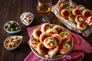 Ricetta Pizzette aperitivo da bar