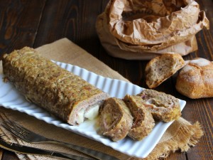 Polpettone con prosciutto cotto e provola