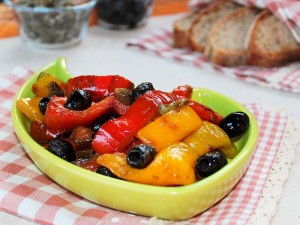 Ricetta Peperoni con Olive e Capperi