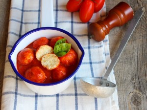 Polpette di Ricotta al Sugo
