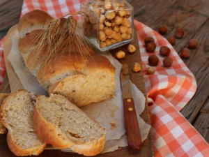 Ricetta Pane alle nocciole