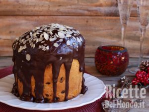 Ricetta Panettone farcito con crema al mascarpone. La ricetta golosa e veloce!