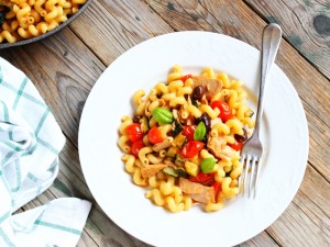 Ricetta Pasta con tonno, zucchine e pomodorini