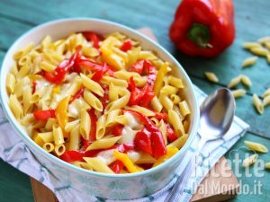 Ricetta Pasta e peperoni al forno, un piatto leggero e nutriente