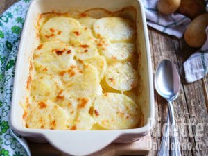Ricetta Patate al forno filanti (La ricetta ricca per fare le patate al forno!)