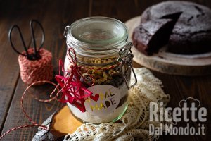 Ricetta Preparato per torta al cioccolato pronta in 5 minuti!