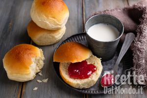 Ricetta Panini allo yogurt morbidissimi! Per farciture dolci o salate!