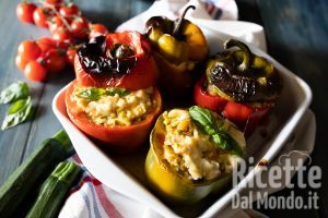 Ricetta Peperoni ripieni vegetariani senza carne. La ricetta ricca di gusto!