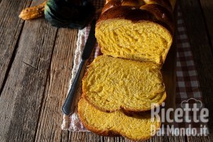 Ricetta Pan bauletto alla zucca. Scopri la ricetta per farlo sofficissimo!