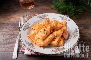 Ricetta Paccheri cremosi ai gamberi. Un primo semplice e gustoso, per le occasioni!