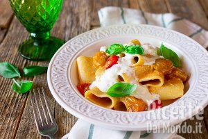 Ricetta Paccheri con pomodorini e stracciatella al profumo di arancia