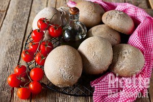 Ricetta Panini integrali con lievito madre. La ricetta a lunga lievitazione!