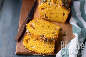 Ricetta Plumcake alla zucca vegetariano morbidissimo! Ricetta facile e veloce!