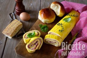 Rotolo di frittata al forno