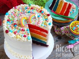Ricetta Rainbow cake, la famosa torta arcobaleno di Martha Stewart