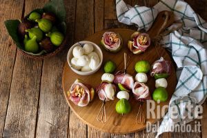 Ricetta Rose e spiedini di fichi e crudo dolce
