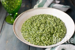 Risotto agli spinaci cremoso! La ricetta facile e veloce!