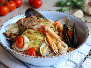 Spaghetti allo Scoglio, un primo piatto al sapore di mare!