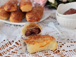 Ricetta Sfogliatine veloci alla Nutella