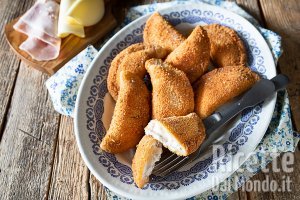 Sofficini® fatti in casa, gustosi fagottini ripieni al formaggio