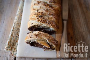 Ricetta Sfoglia intrecciata al cioccolato. La ricetta furba in 5 minuti!