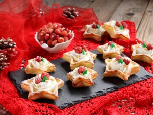 Ricetta Stelline di sfoglia con chantilly
