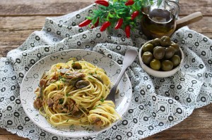 Ricetta Spaghetti tonno e olive