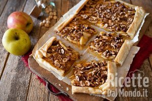 Sfogliata di mele e nocciole. La ricetta del dolce che si prepara in 5 minuti!