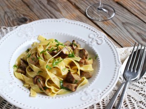 Ricetta Tagliatelle ai funghi porcini