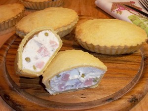 Ricetta Tartellette con Ricotta, Piselli e Prosciutto