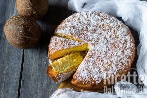 Ricetta Torta al cocco, con yogurt. Alta, soffice e super golosa!