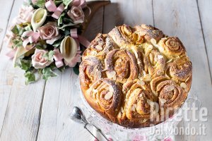 Ricetta Torta delle rose. Ricetta per un pan brioche morbidissimo e sfogliato!