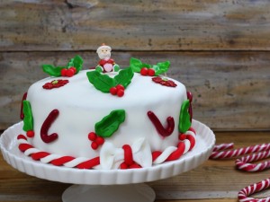 Ricetta Torta di Natale in pasta di zucchero