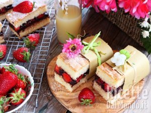 Ricetta Trancetti con fragole e crema al cioccolato