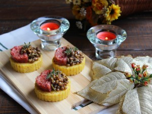 Ricetta Tartine di polenta con lenticchie e cotechino