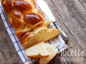 Ricetta Treccia al burro svizzera