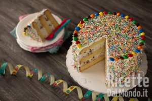 Ricetta Torta di Carnevale. La ricetta del dolce farcito con crema di ricotta!