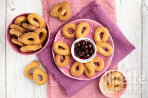 Ricetta Tarallini dolci all'amarena